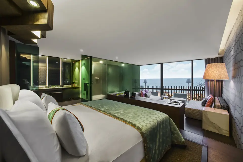 Maxx Royal Kemer, Kiris