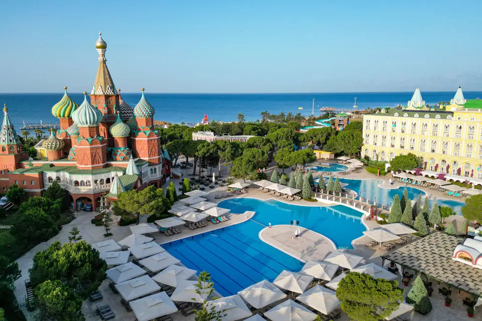 Kremlin Palace, Kundu