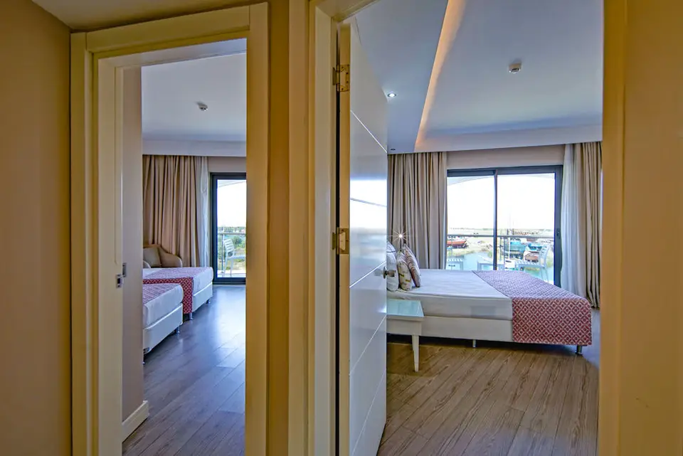 Diamond Premium Hotel, Titreyengöl