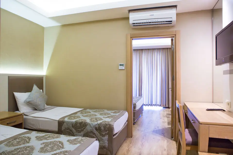 Kahya Resort Aqua & SPA, Türkler