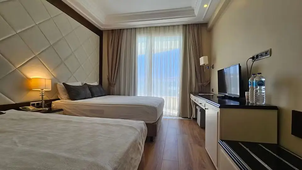 Gold City Hotel, Mahmutlar