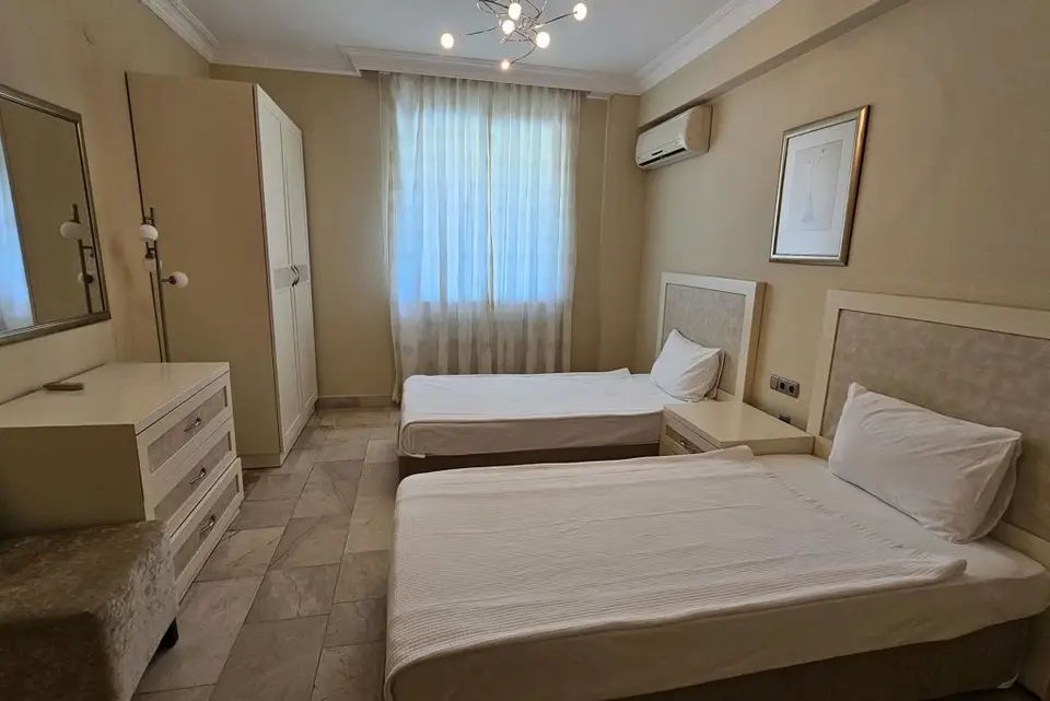 Gold City Hotel, Mahmutlar