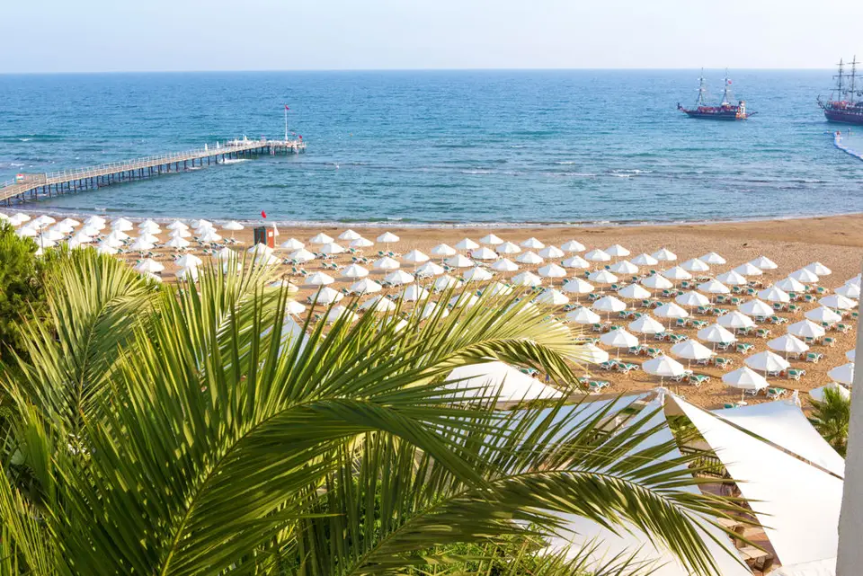 Paloma Perissia, Kumköy
