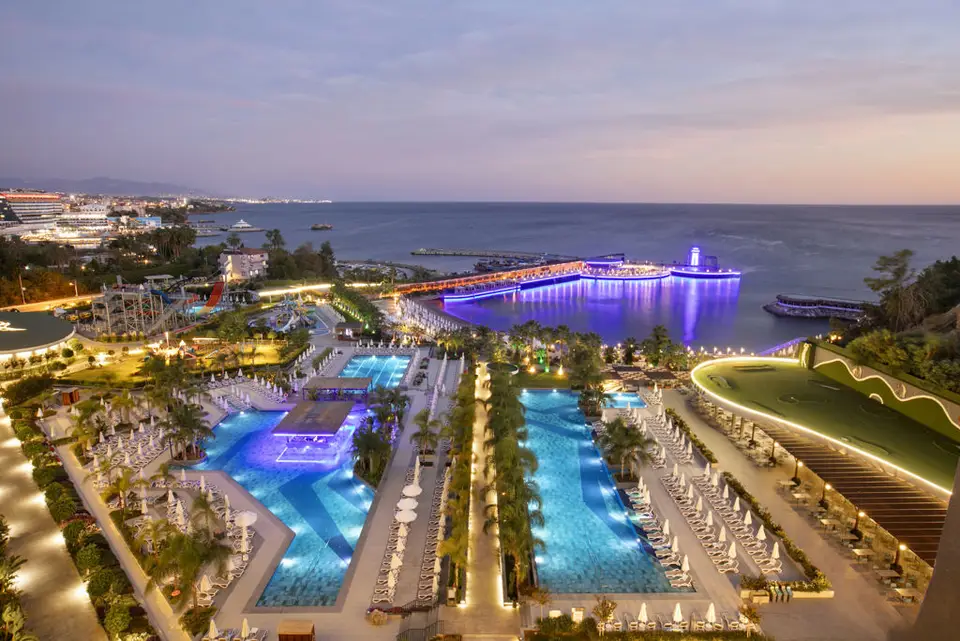 Mylome Luxury Hotel & Resort, Okurcalar