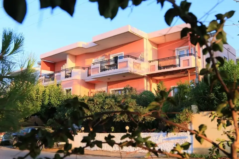 Melina's House, Kato Stalos