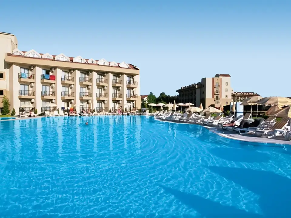 Victory Resort Hotel, Colakli