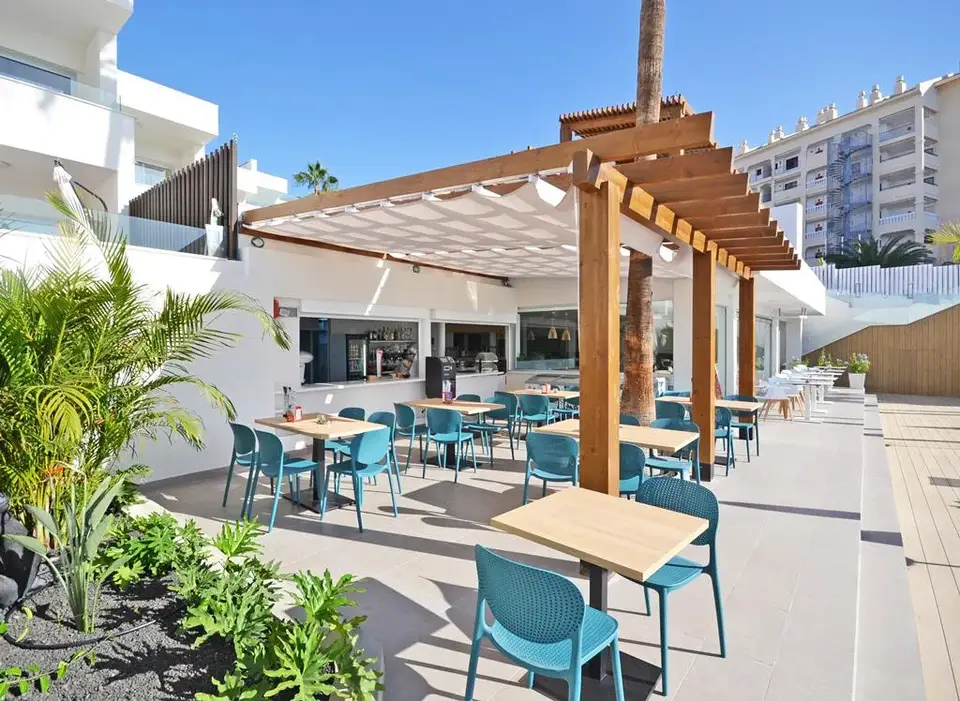 TIME TO SMILE Ohasis Boutique Suites, Los Cristianos