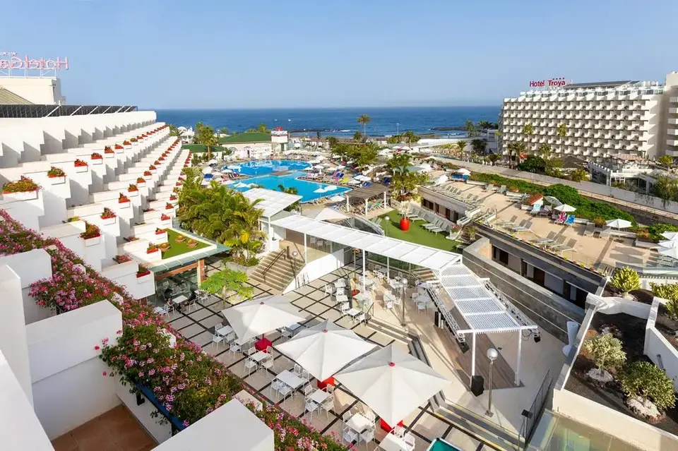 Alexandre Gala, Playa de las Américas