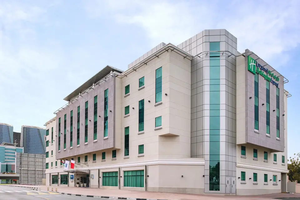 Holiday Inn Express Dubai Safa Park, Jumeirah