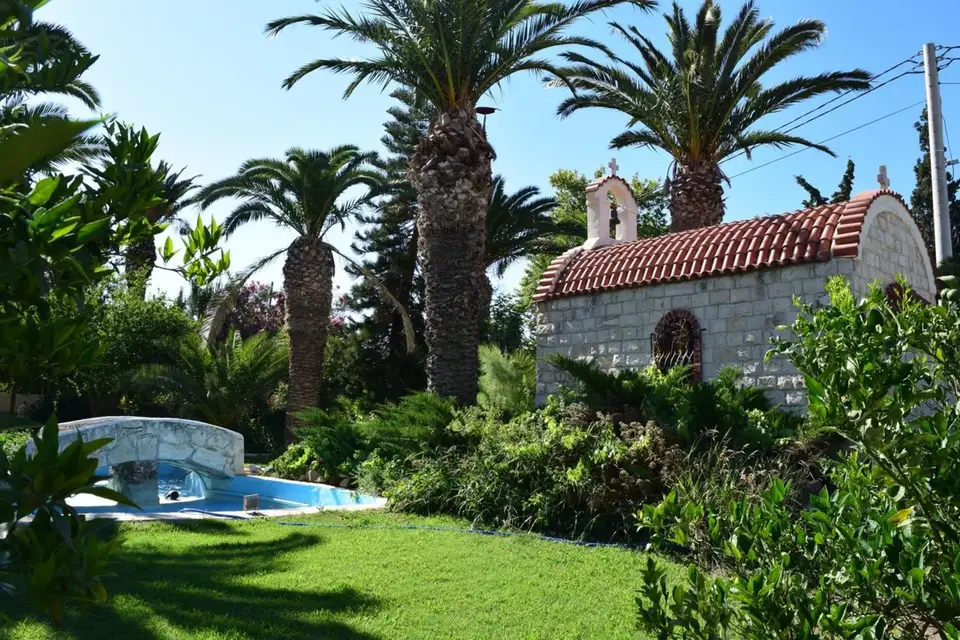 Lili Hotel, Amoudara