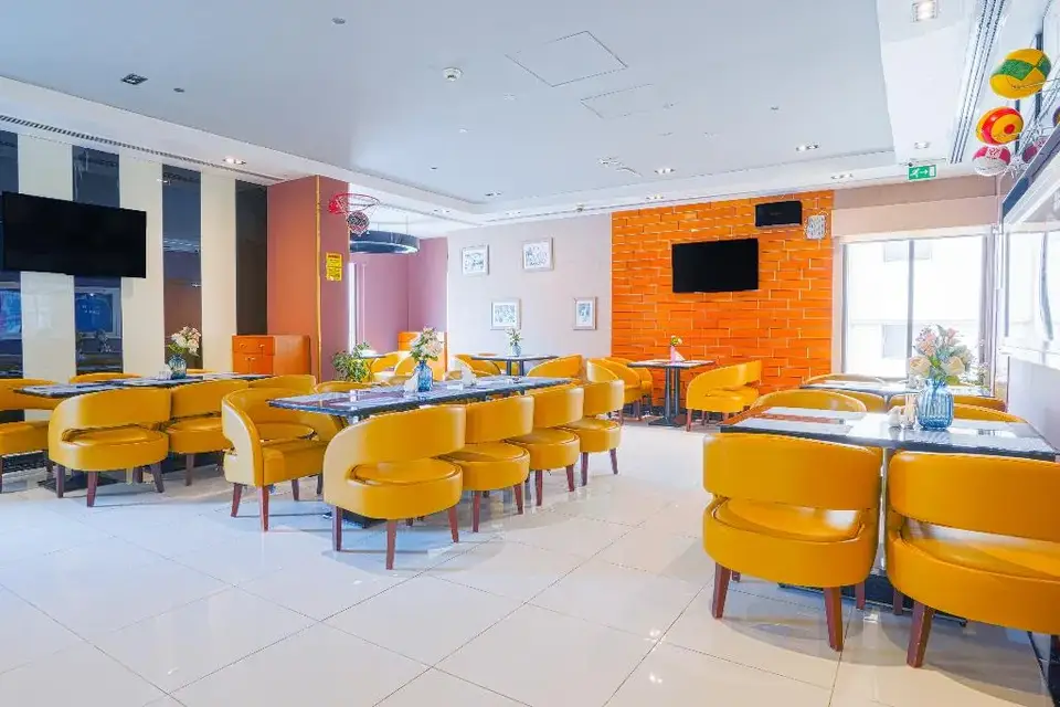 Palette Royal Reflections Hotel and Spa Dubai, Al Garhoud en Festival City