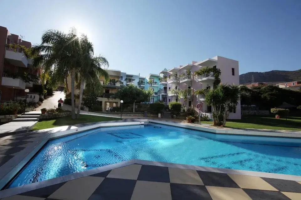 Bellos Hotel Apartments, Chersonissos