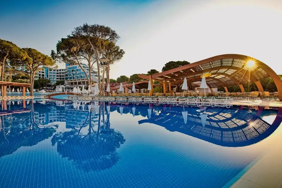 Paloma Sencia, Belek