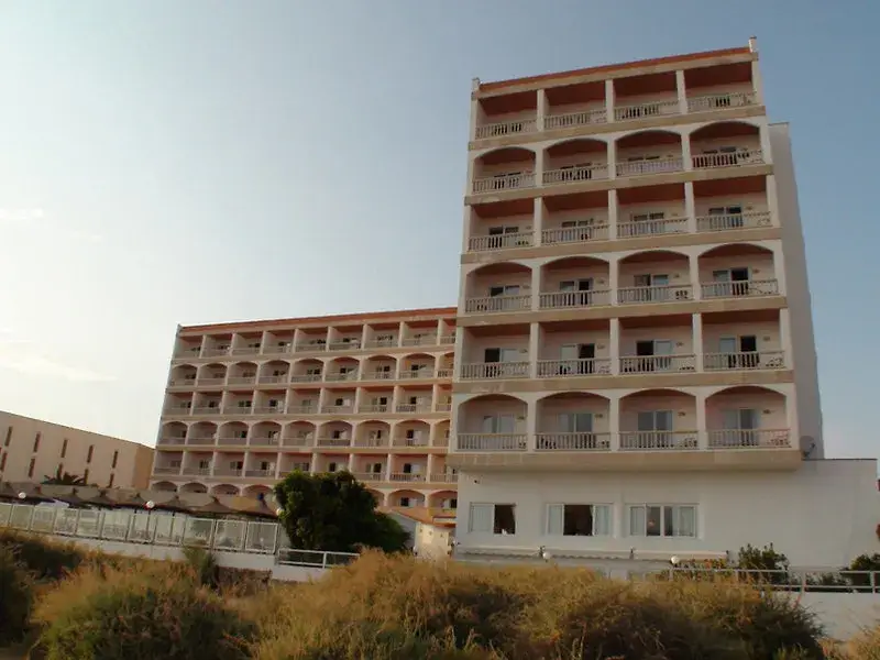 Universal Hotel Romántica, Colònia Sant Jordi