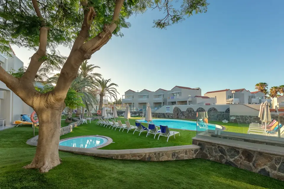 Apartamentos LIVVO Koala Garden, Maspalomas