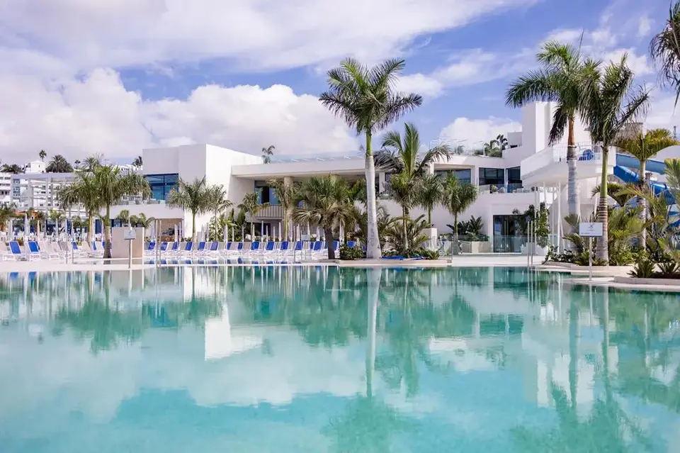 Servatur Puerto Azul, Puerto Rico