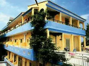 Roxani Hotel, Amoudara