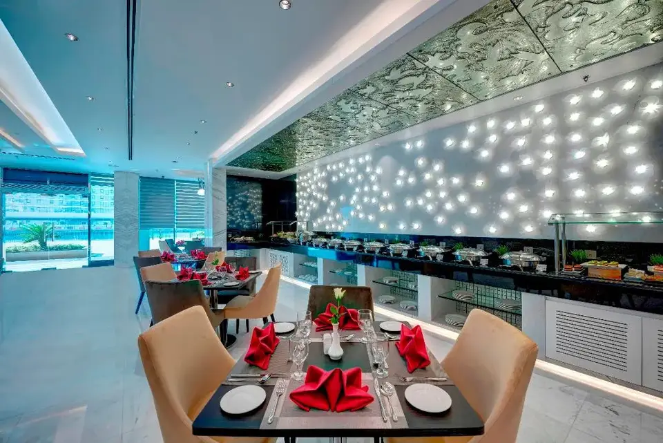 Royal Continental Suites, Deira