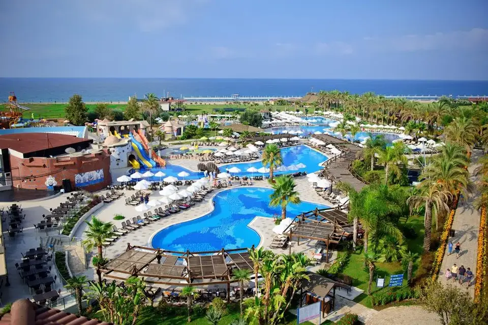 Calimera Serra Palace, Kizilot