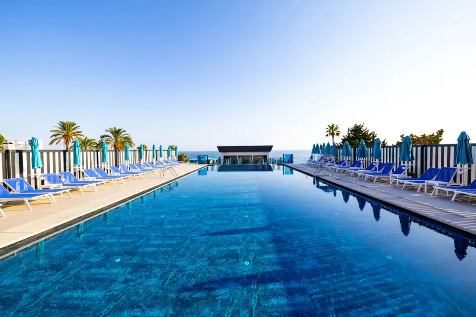 Granada Luxury Red, Alanya
