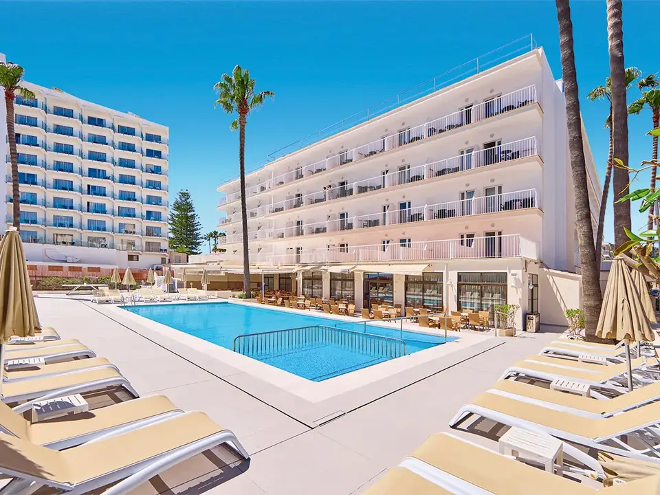 Universal Hotel Bikini, Cala Millor