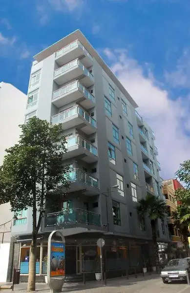 Residencia Pujol, Las Palmas