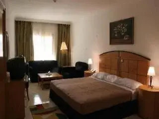 Dolphin Hotel Apartments, Bur Dubai